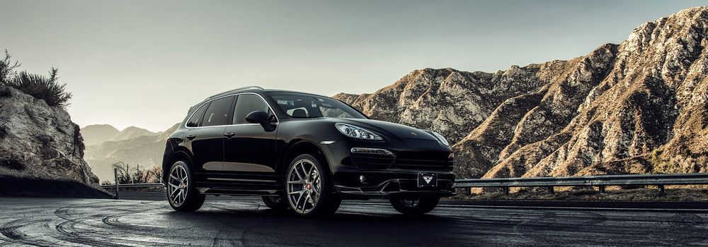 Immagine esemplificativa di un'auto disponibile per il noleggio auto a Roma.